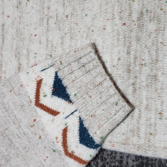 VANILLA BAY SPECKLED AZTEC DESIGN COUNTY WARM & COZY SWEATER - Picture 11 of 13